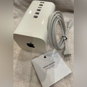 APPLE AirPort Extreme Base Station 6th Gen A1521 Dual 802.11ac WiFi Router